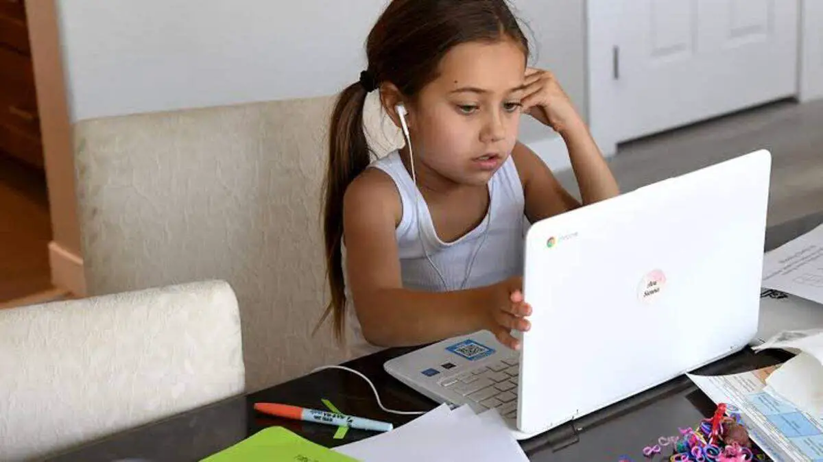tuition-free online elementary school